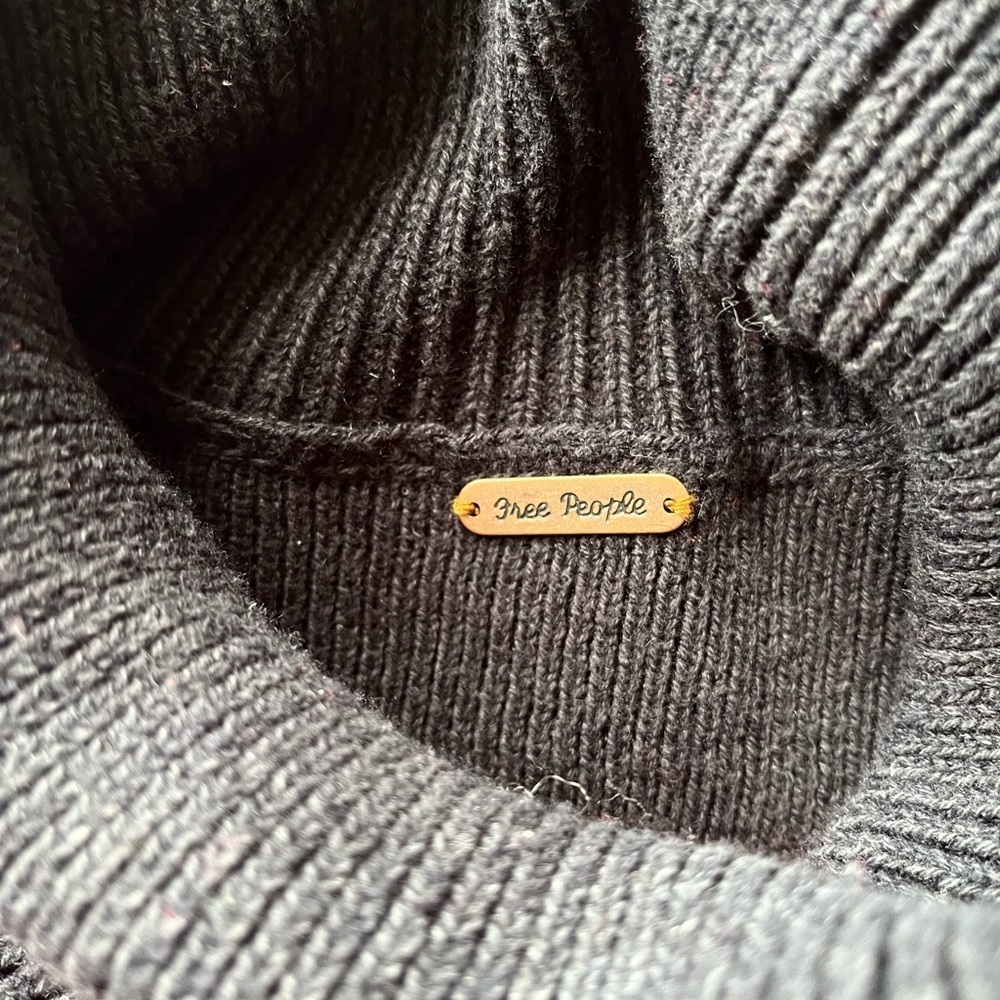 Free People Dress Women’s XS Winter Break Sweater Dress - Picture 8 of 12